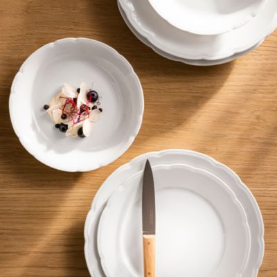 Reminiscence Coupe Plates, Set of 4