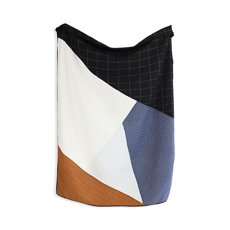 ANCHAL NAARI QUILT THROW BLANKET
