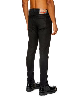 1979 Sleenker Stretch Skinny Fit Jeans in Black Denim