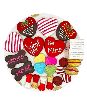 Bonne Et Filou Valentine-love Themed Dog Treats Gift Box In Valentines-love