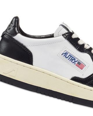 Women's Medalist Low Top Sneakers