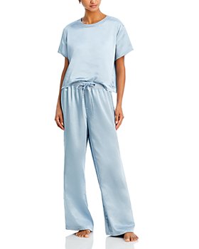 Calvin Klein Womens Long Sleeve Fleece Pajama Set,Grey/Navy Swiss
