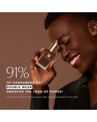 Double Wear Stay-in-Place Liquid Foundation