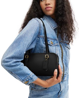 Glove Swing Zip Shoulder Bag