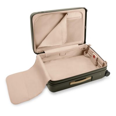 Sympatico Medium Expandable Spinner Suitcase