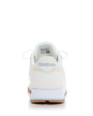Women&#39;s Classic Low Top Sneakers