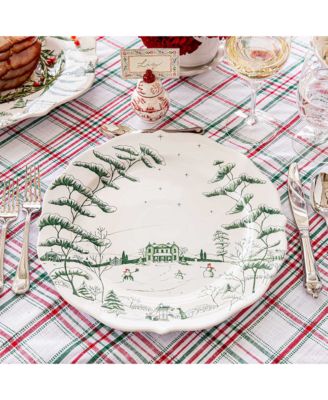 Country Estate Winter Frolic Charger