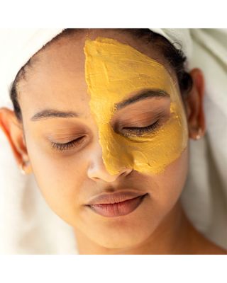 Glow Revitalizing Clay Mask