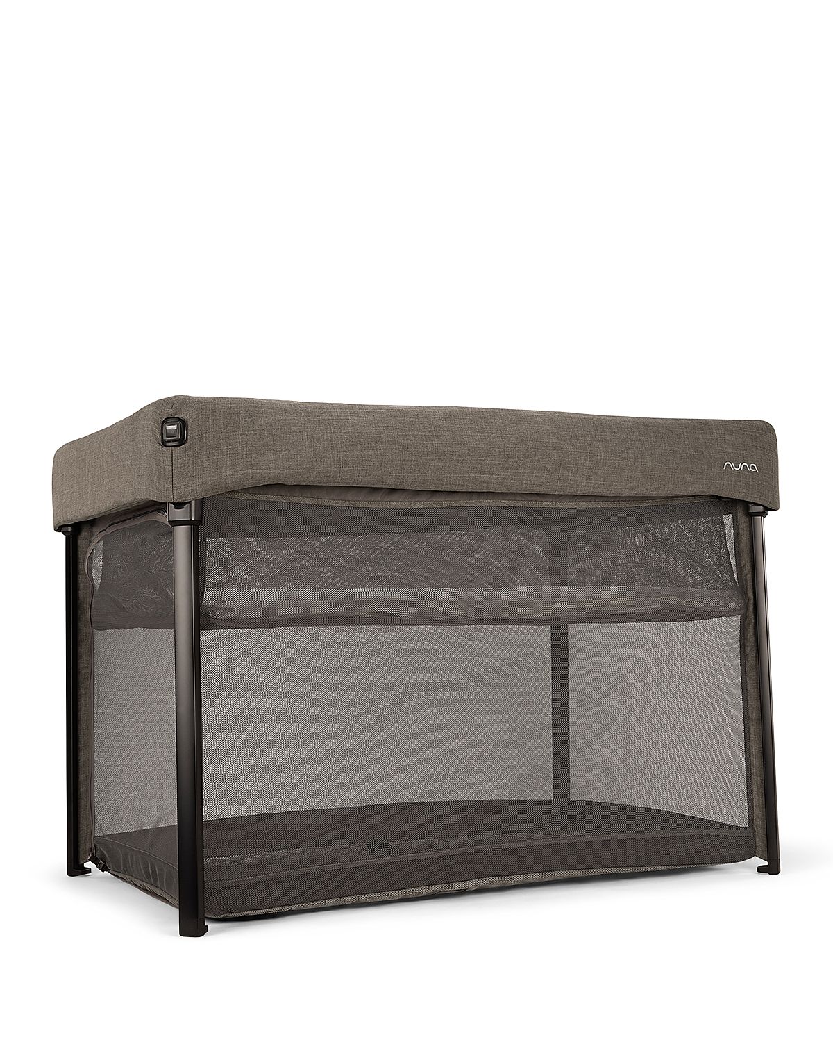 Nuna Paal Playard With Sheet & Net