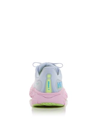 Women's Arahi 7 Sneakers