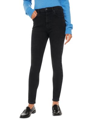 Stretch Sculpted Skinny Jeans in Black