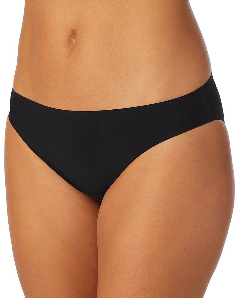 On Gossamer Heavenly Stretch Thong In Black