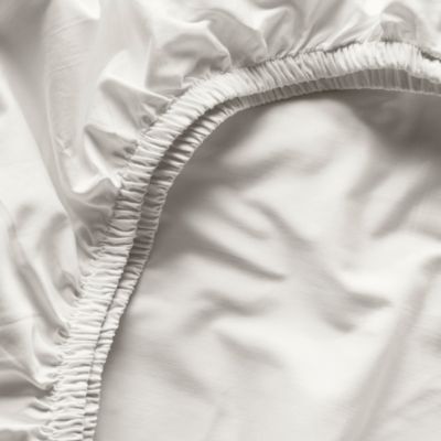 Signature Hemmed Fitted Crib Sheet
