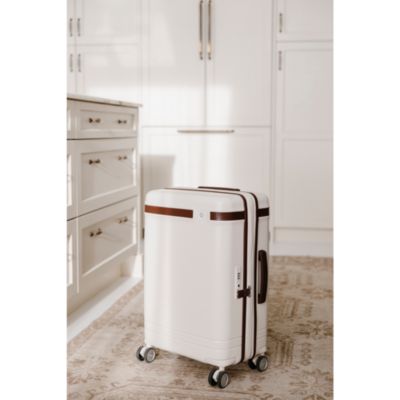 Virtuosa Expandable Carry On