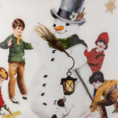 Toy's Fantasy Mug: Building a Snowman