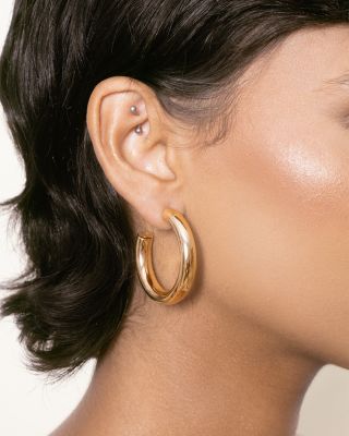 Medium Thick Classic Hoop Earrings 