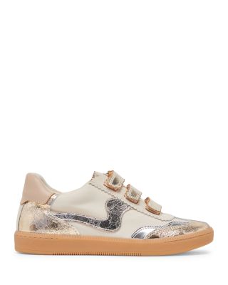 Women's Notice Low Top Sneakers
