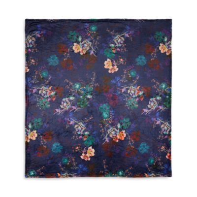 Laurel Canyon Reversible Oversized Travel Blanket