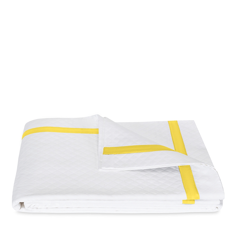 Matouk Lowell Diamond Matelasse Coverlet, Full/queen In Lemon