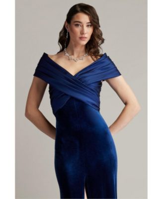 Baxter Portrait Collar Gown