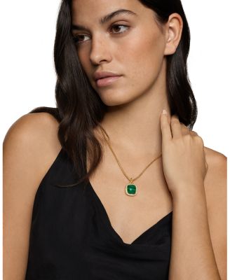 Albion&reg; Pendant in 18K Yellow Gold with Malachite and Diamonds, 15mm
