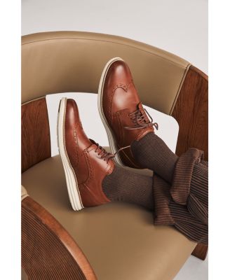 Cole Haan Men display picture 1