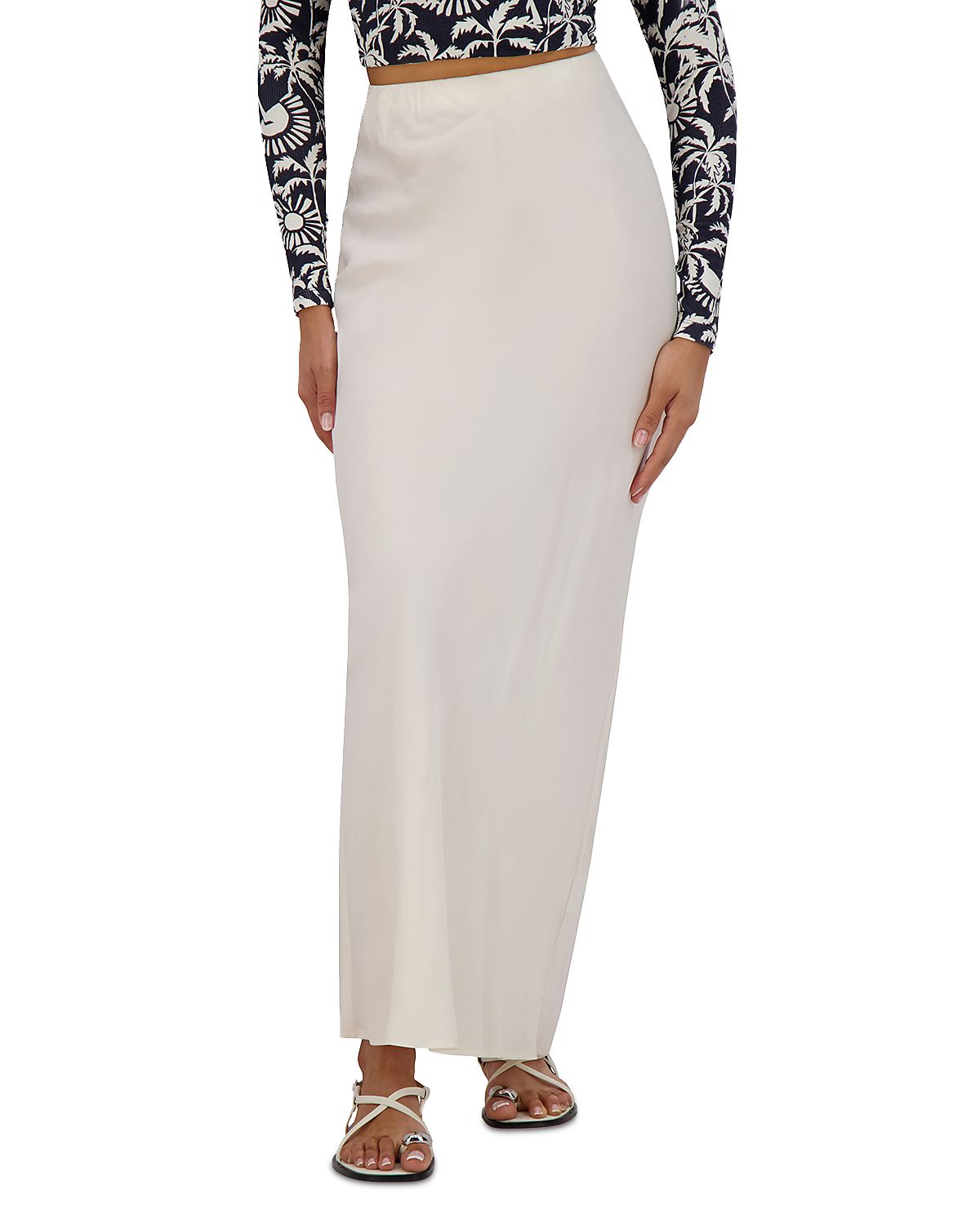 Point Brushed Straight Skirt