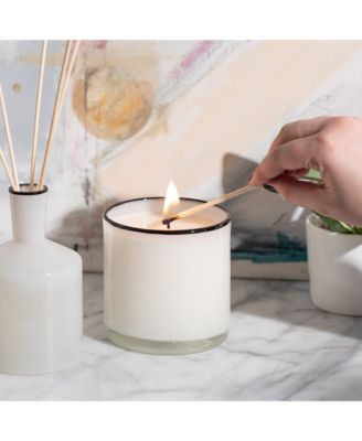 Champagne Signature Candle, 15.5 oz.