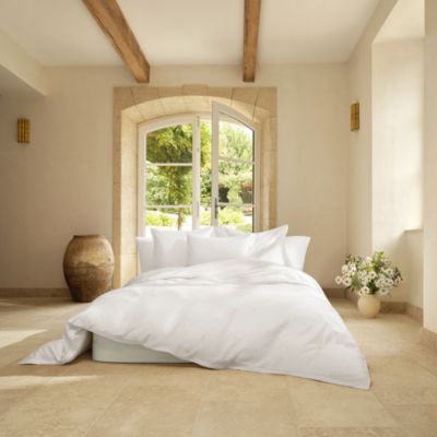 Daisy Embroidered Blanc Duvet Cover, King