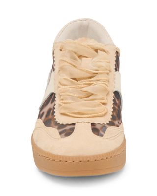 Women&#39;s Notice Sneakers