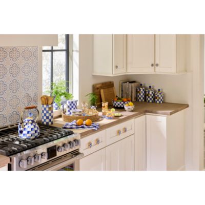 Courtly Check Dinnerware Collection