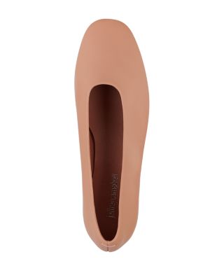 Women's Trustee Round Toe Flats