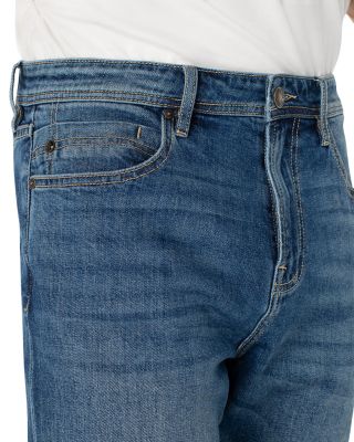 Sutton Relaxed Fit Jeans in Belmonte Blue