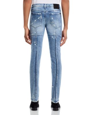 Distressed Jeans in Medium Blue