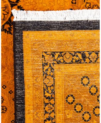 Bloomingdale's Fine Vibrance M1380 Area Rug, 8'2" x 10'3"