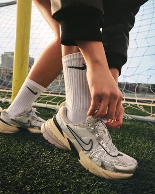 Women&#39;s V2K Running Sneakers