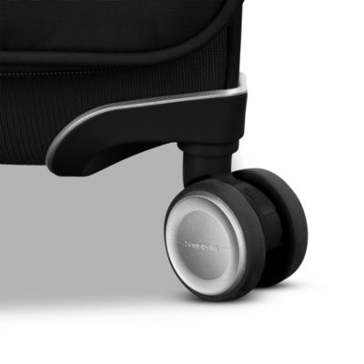 Silhouette 18 Softside Spinner Garment Bag