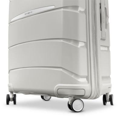 Outline Pro Large Spinner Suitcase
