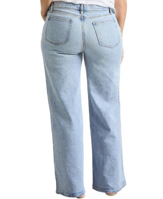 Under the Bump Relaxed Wide Leg Maternity Jean in Light Wash
