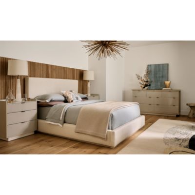 The Boutique Bed, Queen