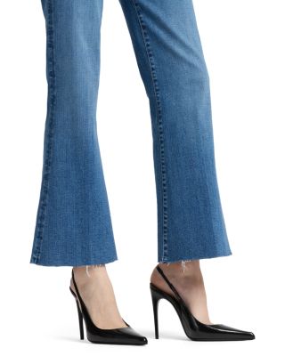 Dojo Mid Rise Cropped Flare Jeans in Yuma