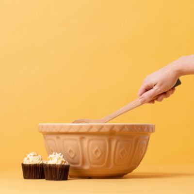 Set of 2 Mixing bowls + Batter Bowl Set