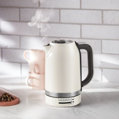 1.79 Quart Electric Kettle