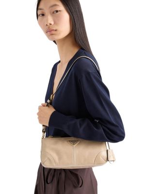 Re-Edition 2002 Medium Leather Shoulder Bag