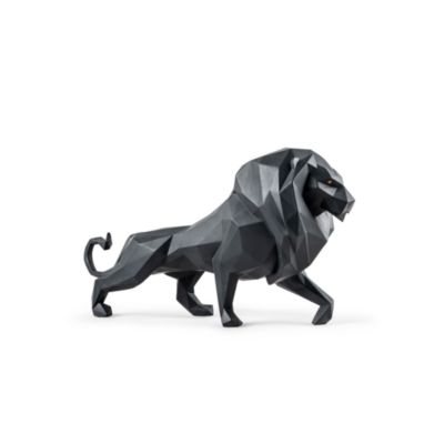 Lion, Matte Black