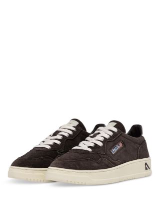 Men's Medalist Low Top Sneakers