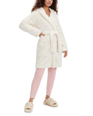 Aarti Hooded Fleece Robe