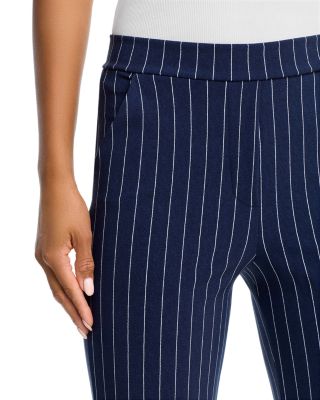 Nuccix Cropped Pants