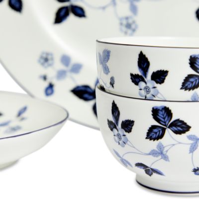 Wild Strawberry Inky Blue Dinnerware 15 Piece Set, Service for 4