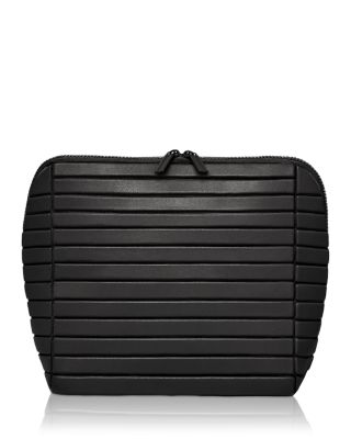 The Large Onyx Traveller Cosmetic Bag